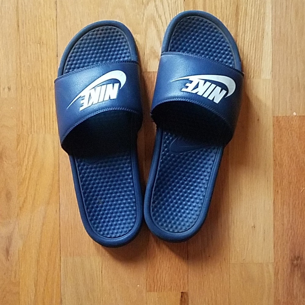 Nike slides